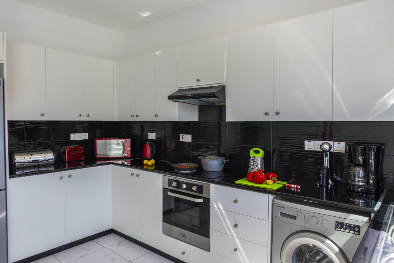 Protaras Villa Hollywood Екстериор снимка