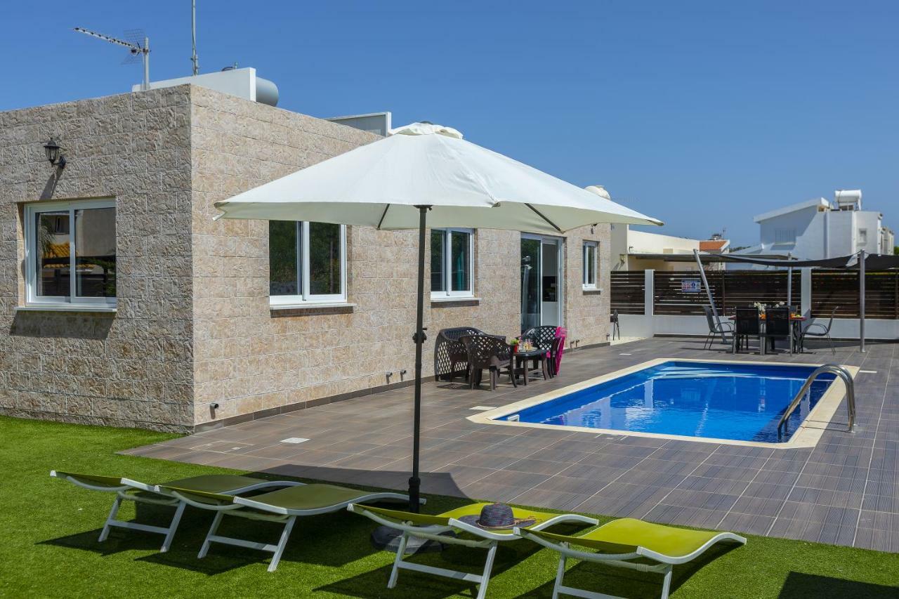 Protaras Villa Hollywood Екстериор снимка