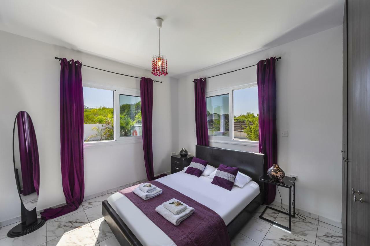 Protaras Villa Hollywood Екстериор снимка