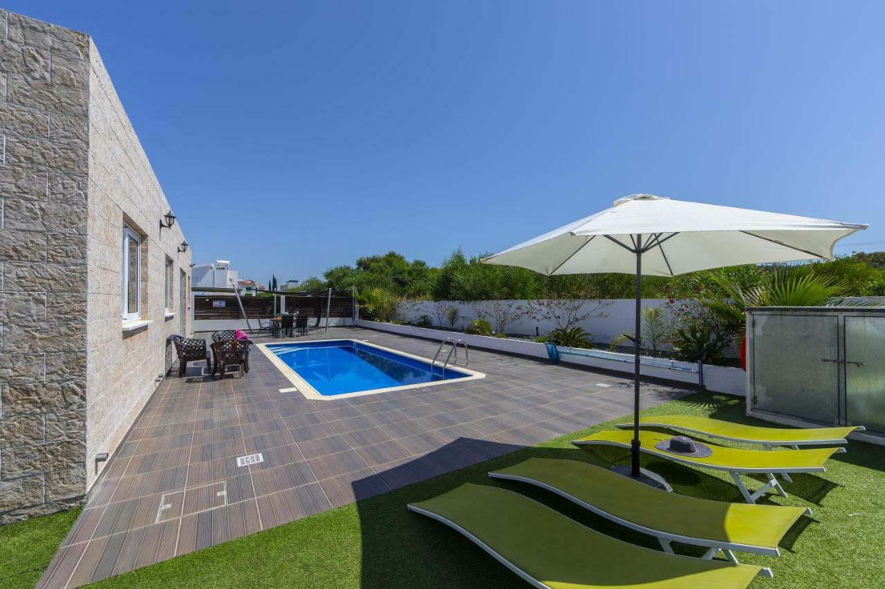 Protaras Villa Hollywood Екстериор снимка