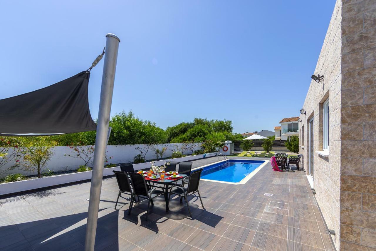 Protaras Villa Hollywood Екстериор снимка